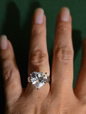 Heart-Shaped White Stone Ring in Silver